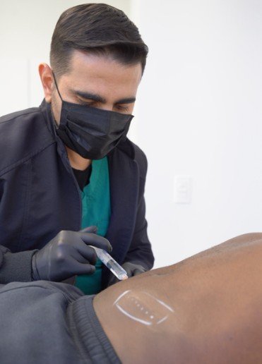 Tratamientos para eliminar grasa sin cirugía en 2026 - Clínica be Dharma de Medellín - enzimas biocombinantes 2