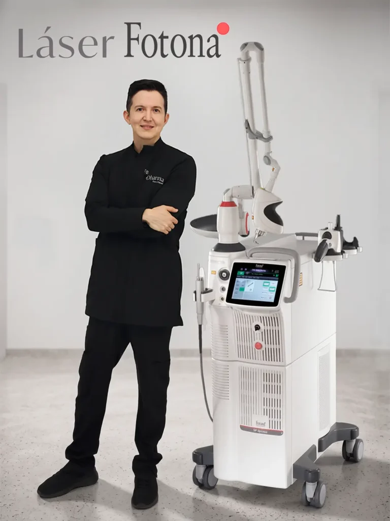 Dr. David Delgado, cirujano plástico, Clínica Be Dharma Medellín
