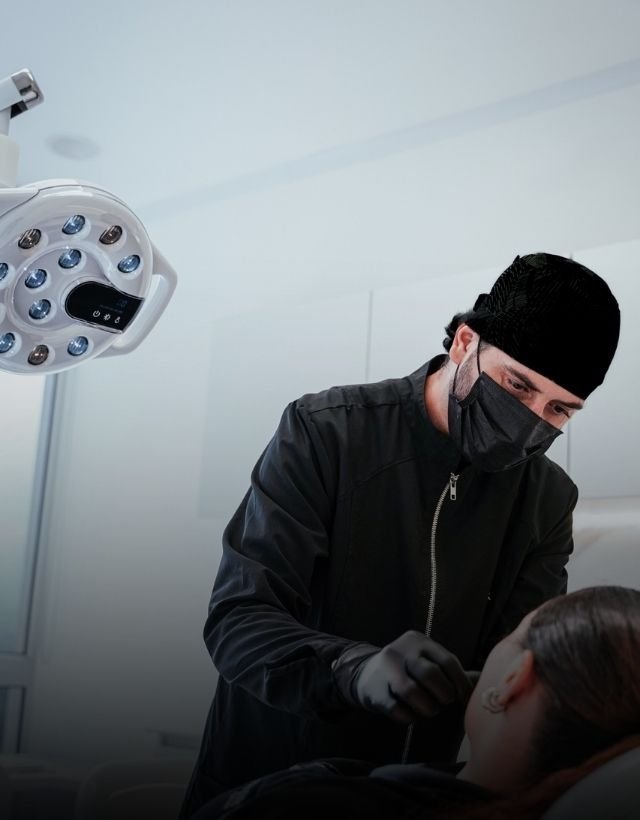 Rehabilitación con implante dental en El Poblado, Medellín